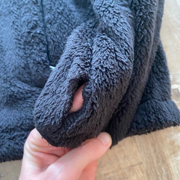 The North Face Womens Black Fuzzy Zip Jacket Size Small - Picture 5 of 9